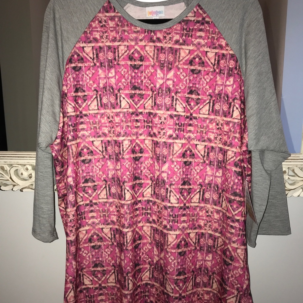 BNWT LuLaRoe Randy T Size 3XL Heather Gray/Multi